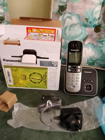 تلفن بی سیم پاناسونیک مدل KX-TG6821