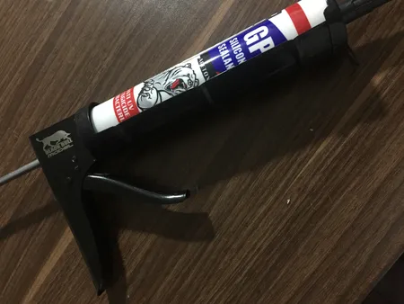 دستگاه چسب آکواریوم مدل بلک بول کد YPM-030CM