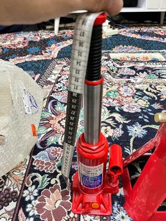 جک خودرو مدل kpt-3 ظرفیت 3 تن
