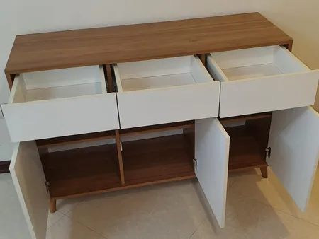 کنسول دکوراسیون مدرن هادیذ مدل کالچو 1 کد HC-1
