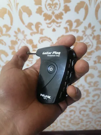 آمپلی فایر هدفونی گیتار ان یو ایکس مدل GP-1