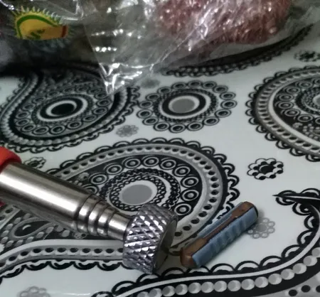 تمیز کننده نوک هویه مدل Yell08