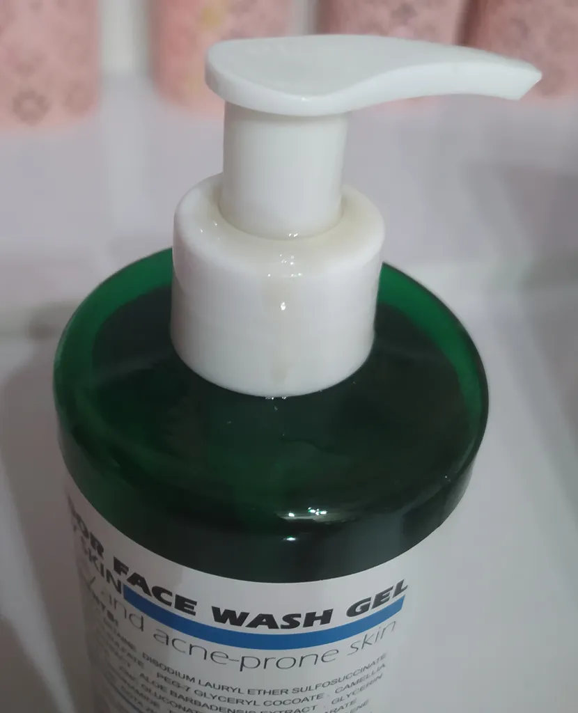 ژل شستشوی صورت پدور مدل CBD03 مناسب پوست چرب حجم 350 میلی لیتر