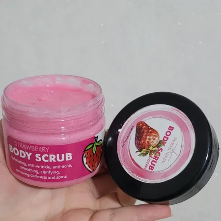 اسکراب لایه بردار پوست ایمنس هربال مدل توت فرنگی وزن 200 گرم