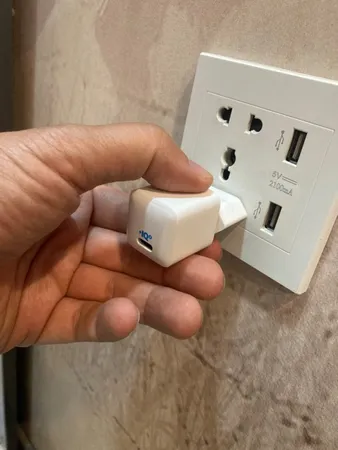 شارژر دیواری انکر مدل A2633