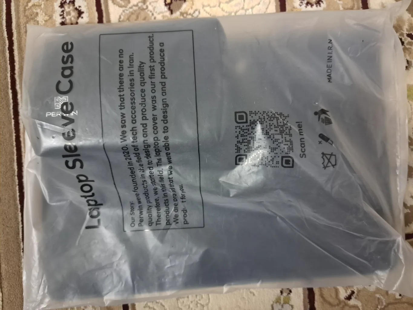 کاور لپ تاپ پِروین مدل LC-23 مناسب برای مک بوک 13 اینچی به همراه کیف لوازم جانبی