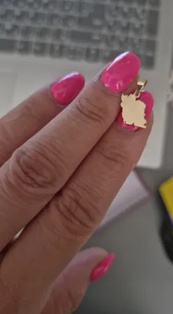 آویز گردنبند طلا 18 عیار زنانه کرابو طرح نقشه ایران مدل Kr3124