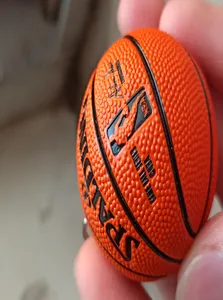 تجریه خرید جاکلیدی مدل توپ بسکتبال Spalding