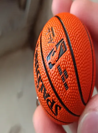 جاکلیدی مدل توپ بسکتبال Spalding