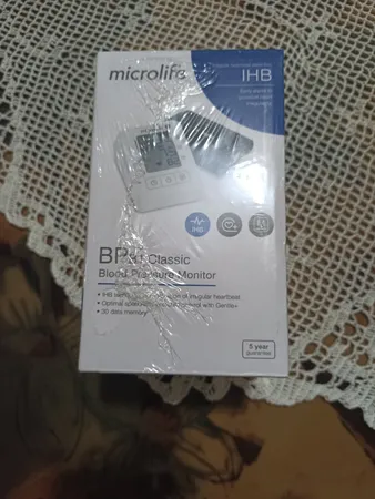 فشارسنج دیجیتال میکرولایف مدل BP B1 Classic