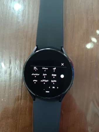 ساعت هوشمند 40 میلی‌متری سامسونگ مدل Galaxy Watch4 با بند سیلیکونی