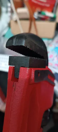 آچار لوله گیر ایران پتک مدل DB 1810 سایز 18 اینچ