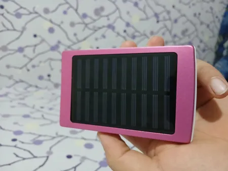 پاوربانک خورشیدی مدل Move ظرفیت 10000 میلی آمپر ساعت