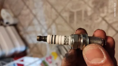 شمع خودرو شمع نور مدل FR8DI30 بسته 4 عددی