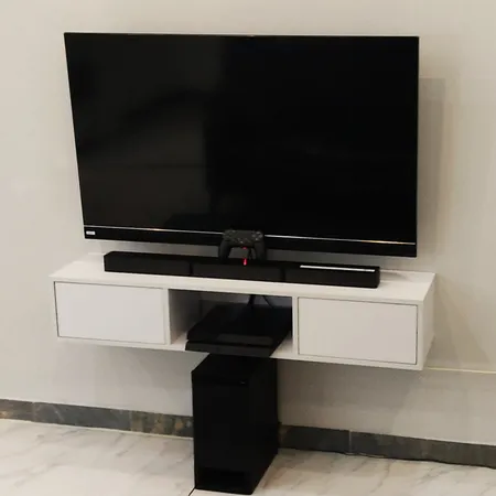 میز تلویزیون دیواری مدل FH86