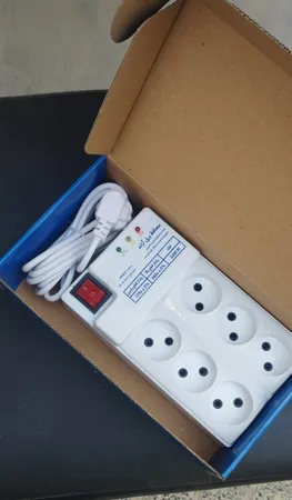 محافظ ولتاژ آژند مدل AZ2504-4b