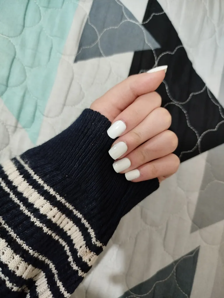 ناخن مصنوعی آدلیتا مدل VGS بسته 120 عددی