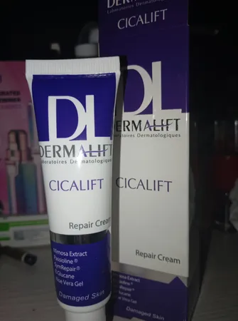 کرم ترمیم کننده پوست صورت درمالیفت مدل سیکالیفت مناسب پوست‌های آسیب‌دیده حجم 30 میلی لیتر