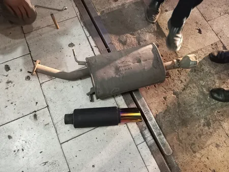 منبع اگزوز مدل B520