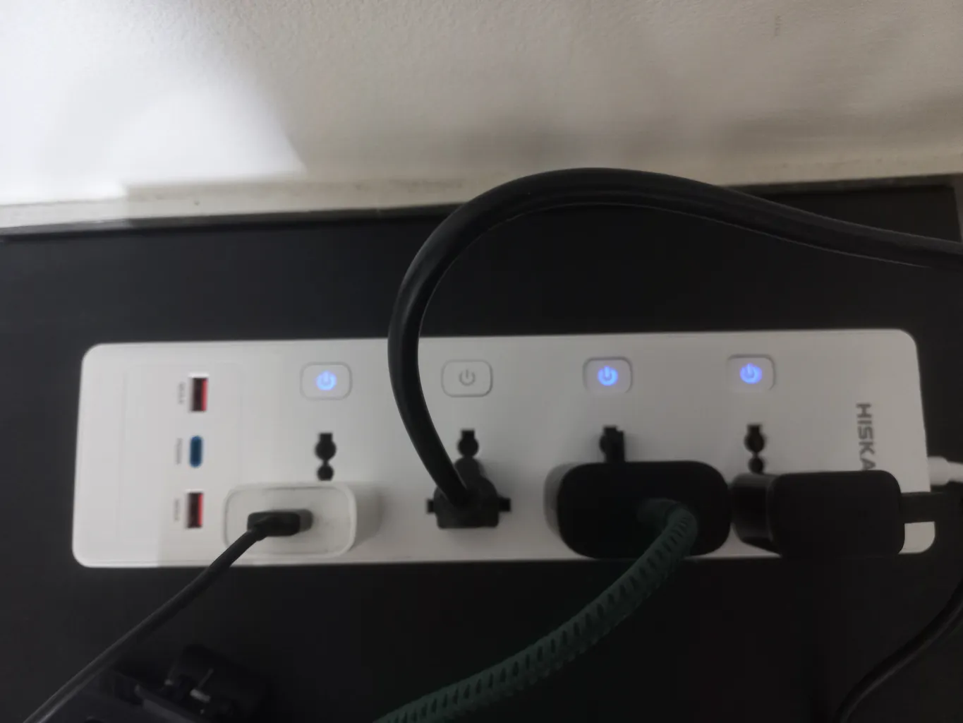 چندراهی برق هیسکا مدل CH-5518EU