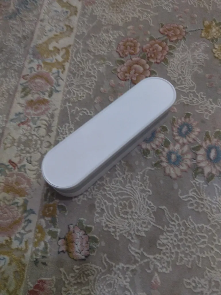 چراغ مطالعه سولونیکس مدل تاشو سه حالته