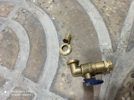 شیر آب حیاطی ایران آلیان مدل 1/2