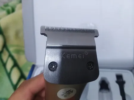 ماشین اصلاح سر و صورت کیمی مدل KM-5017