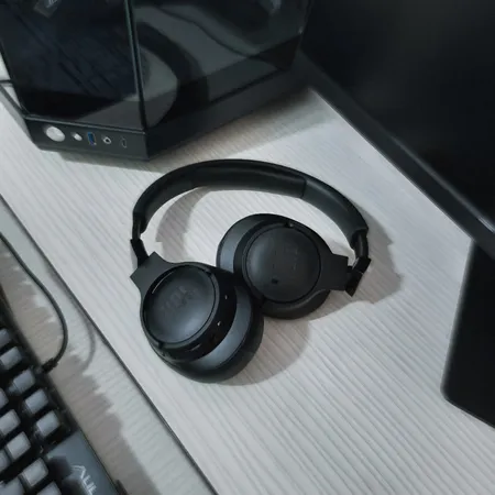 هدفون بلوتوثی جی بی ال مدل Tune 770 NC
