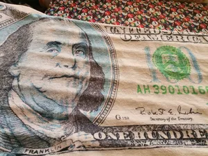 تجریه خرید حوله استخری شایسته مدل دلار سایز 70x135 سانتی متر