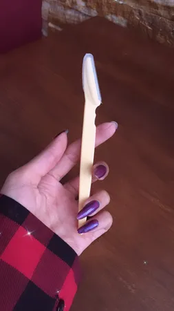 تیغ اصلاح ابرو مدل 00200