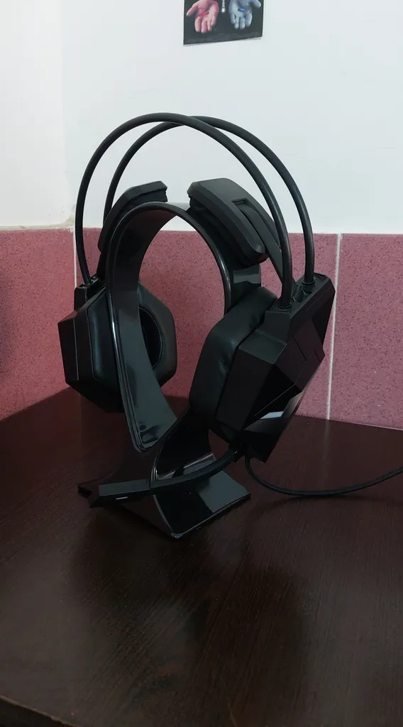 پایه نگهدارنده هدفون مدل RAM01