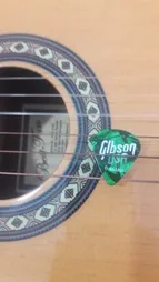 پیک گیتار گیبسون مدل 0.46m