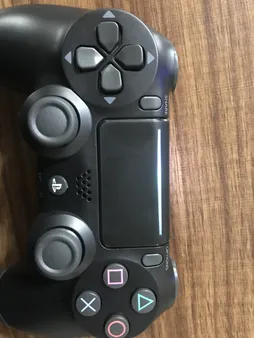 دسته بازی مدل DualShock 4