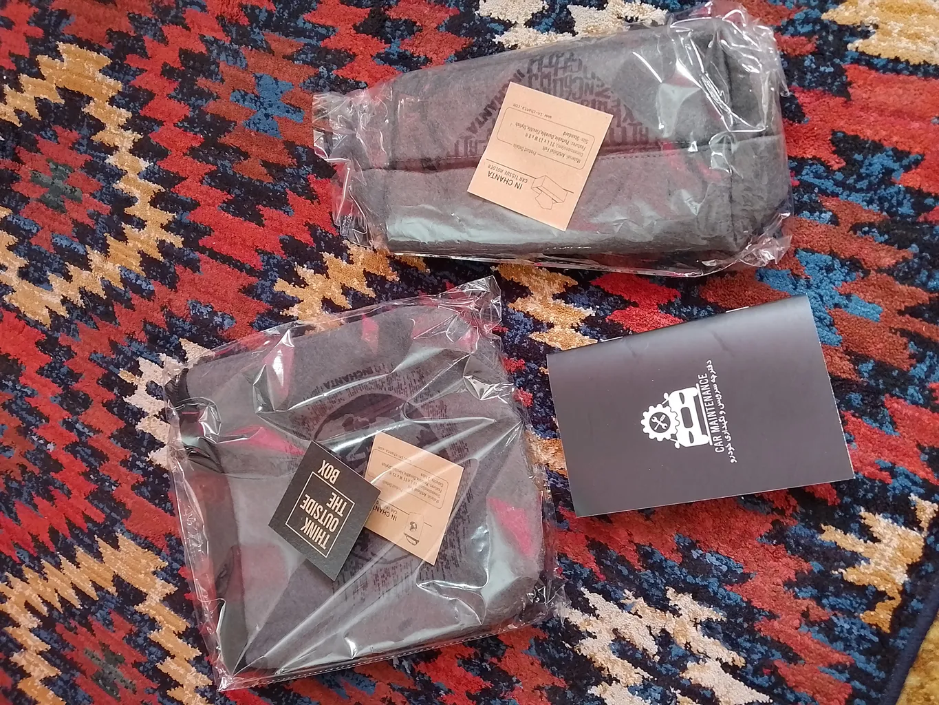 سطل زباله خودرو این چنتا مدل Earth به همراه جای دستمال کاغذی و دفترچه سرویس خودرو