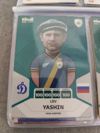 اسباب بازی زینتی کیمدی مدل لو یاشین 2025 توپ طلا