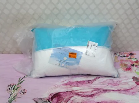 بالش تورکویز مدل Olympus