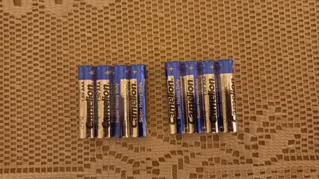 باتری نیم قلمی کملیون مدل Super Heavy Duty بسته 20 عددی