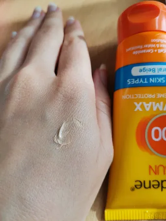 کرم ضد آفتاب آردن سان مدل UV Max حجم 50 میلی لیتر