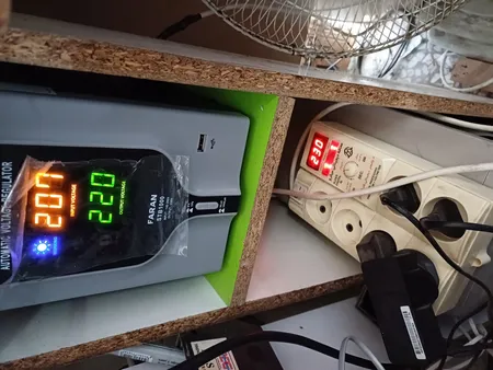 استابلایزر فاران مدل STB ظرفیت 1000 ولت آمپر