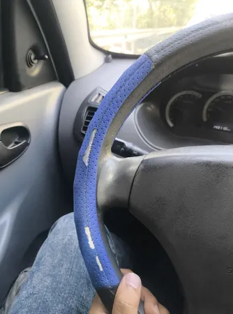 روکش فرمان مدل D16