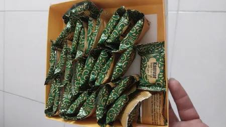 گز رژیمی مخلوط پسته و بادام بدون قند کامور - 230 گرم