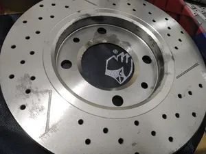 تجریه خرید دیسک ترمز چرخ عقب کاردینال مدل سوراخ دار مناسب برای پژو 206TU5 بسته 2 عددی