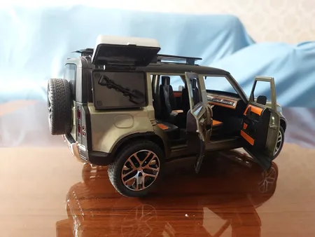 ماکت ماشین مدل رنجرور طرح DEFENDER