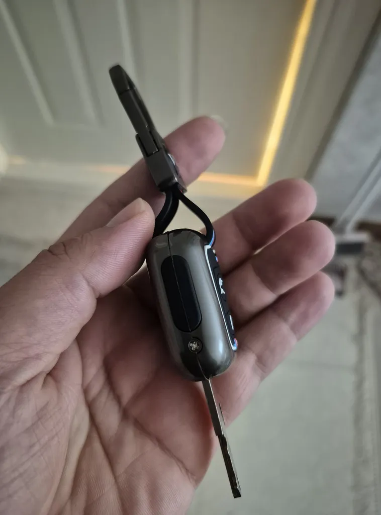 قاب ریموت و جاسوئیچی فلزی خودرو چیکال مدل P-626 مناسب برای سمند