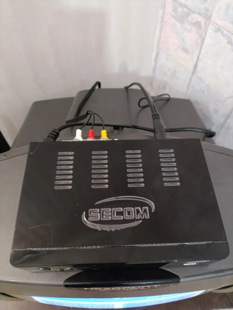 گیرنده دیجیتال سیکام مدل  +DVB-T2-191