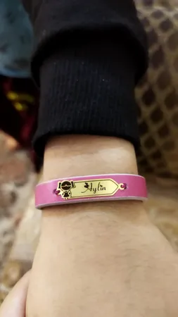دستبند طلا 18 عیار دخترانه لیردا مدل اسم آیلین 6744