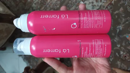 فوم شست‌وشوی صورت لافارر مدل 01 مناسب برای پوست چرب حجم 150 میلی‌لیتر