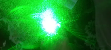 لیزر پوینتر اسمال سان مدل zy303 کد 220