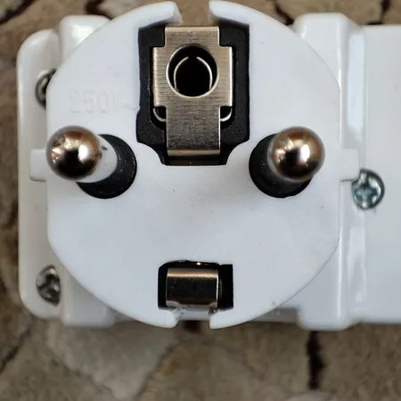 مبدل برق نارکن مدل NK 605k4