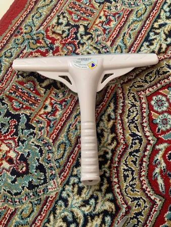 شیشه پاک کن خودرو ارج پلاستیک مدل 181